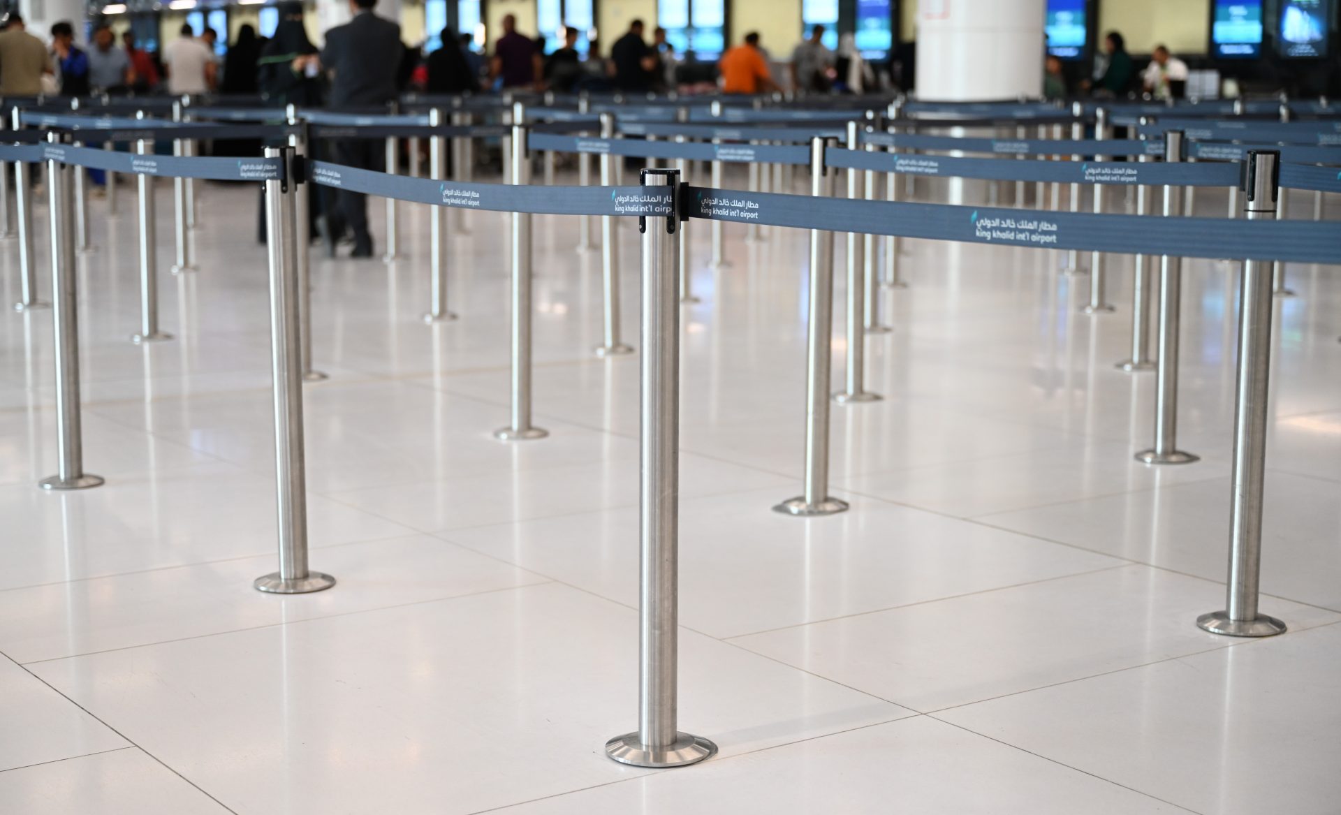 Tailored Queue Management at KKIA: Introducing the 175mm Magnetic Base