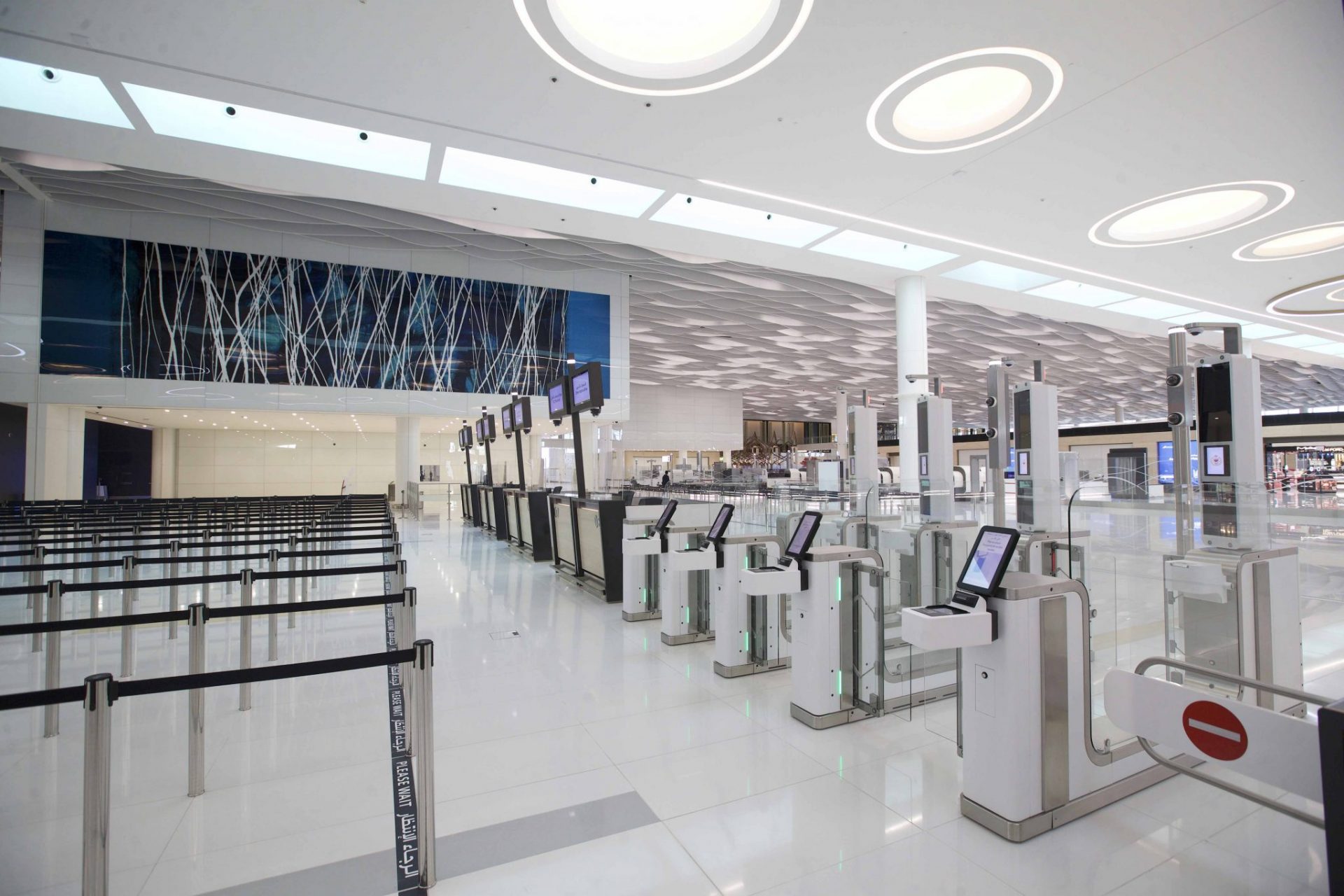 E-gates-Departures-5-2048x1365
